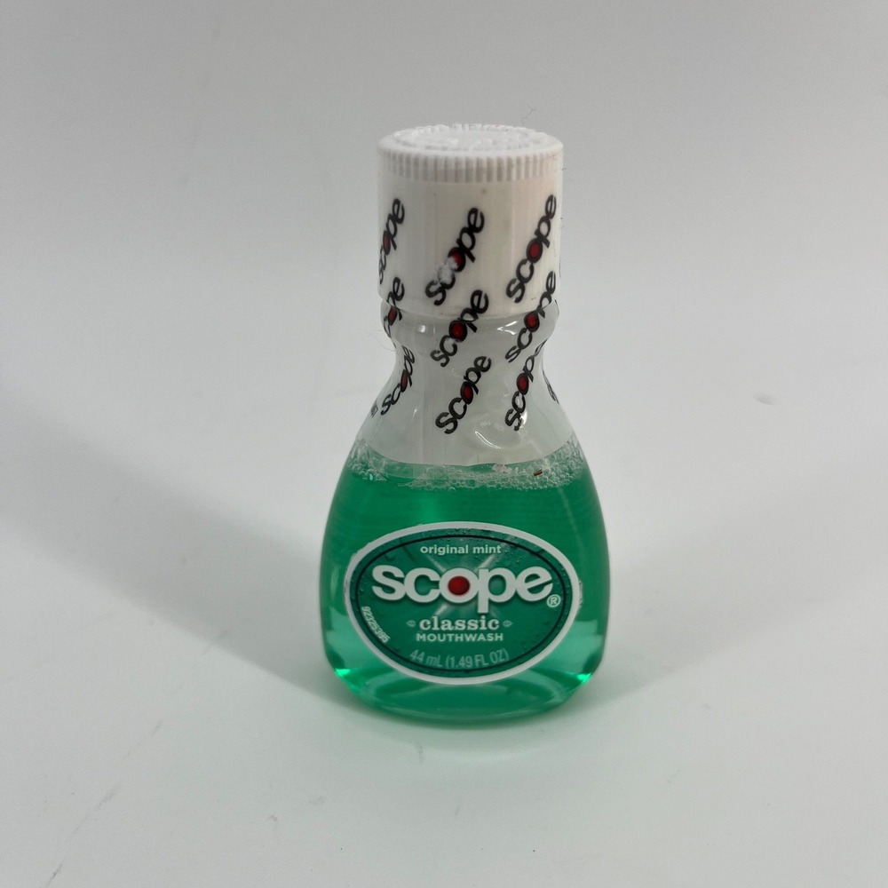Scope Mouthwash Green Classic Original Mint Travel Size Unisex 1.49 oz